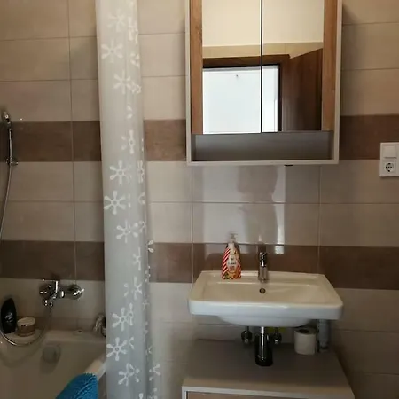 Azur Wellness Apartman Siofok