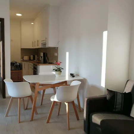Azur Wellness Apartman Apartment Siofok