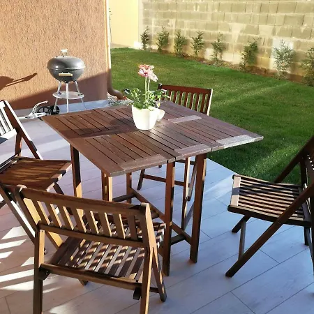 Azur Wellness Apartman Apartment Siofok